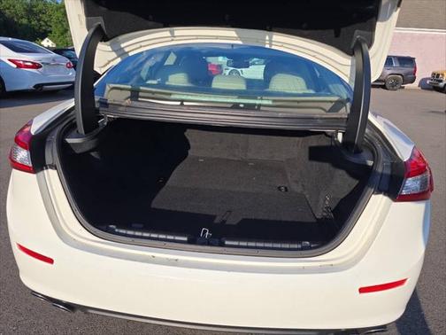 2015 Maserati Ghibli Base