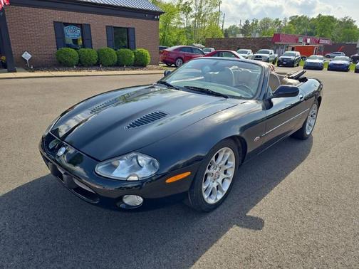 2000 Jaguar XKR Base