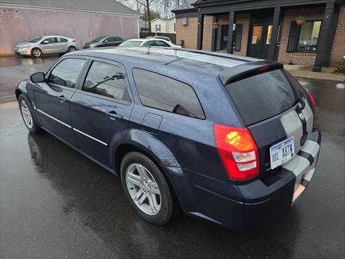 2005 Dodge Magnum RT