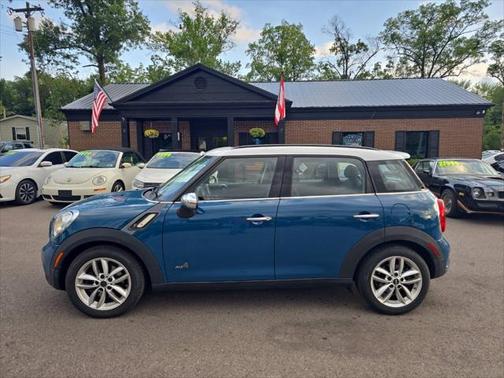 2011 MINI Cooper S Countryman Base