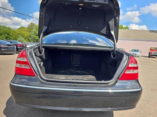 2006 Mercedes-Benz E-Class E 320 CDI 4dr Sedan