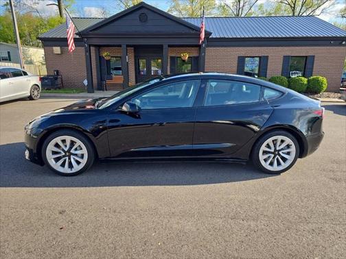2022 Tesla Model 3 Standard Range