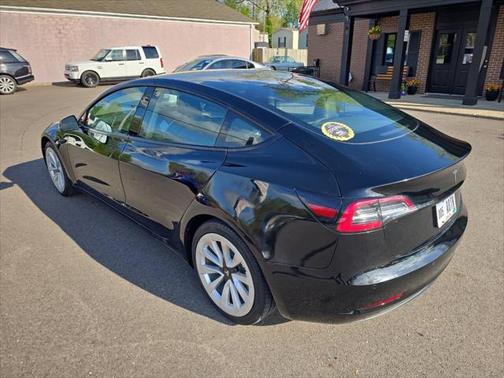 2022 Tesla Model 3 Standard Range