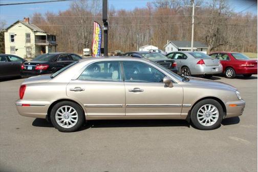 2005 Hyundai XG350 L