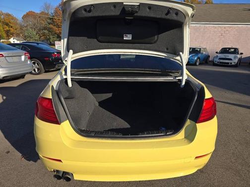 2011 BMW 528 528i 4dr Sedan