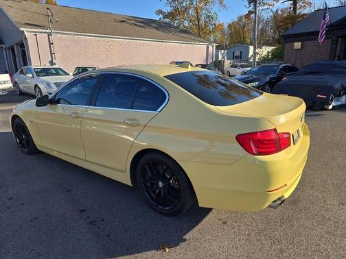 2011 BMW 528 528i 4dr Sedan