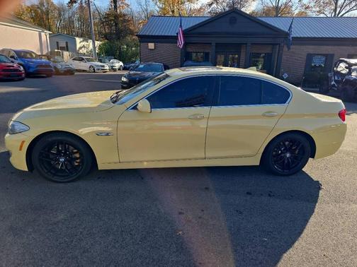 2011 BMW 528 528i 4dr Sedan