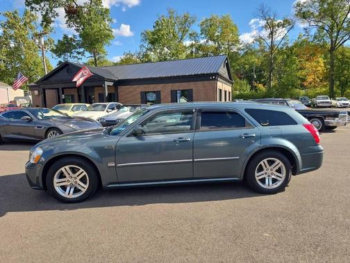 2005 Dodge Magnum RT