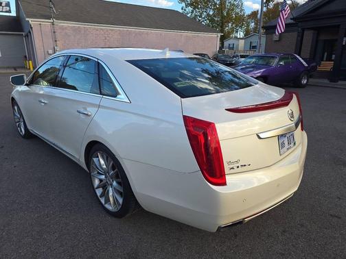 2013 Cadillac XTS Platinum