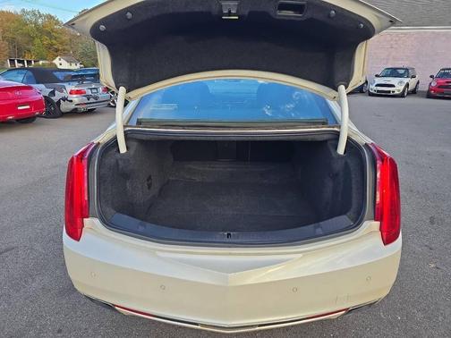 2013 Cadillac XTS Platinum