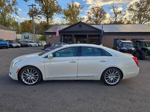 2013 Cadillac XTS Platinum