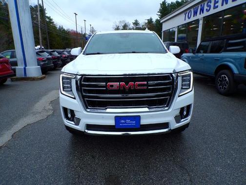 Black 2024 GMC Yukon SLT