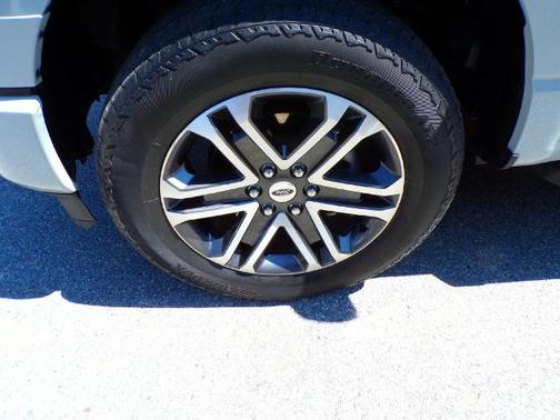 AVALANCHE 2023 Ford F-150 XL