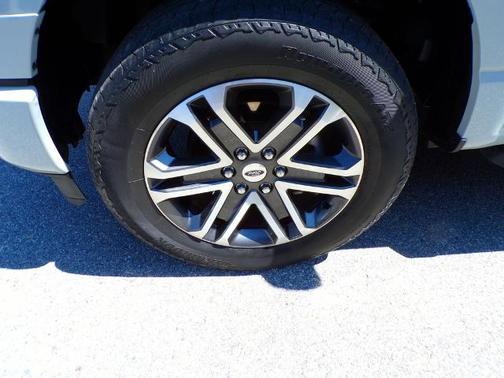AVALANCHE 2023 Ford F-150 XL
