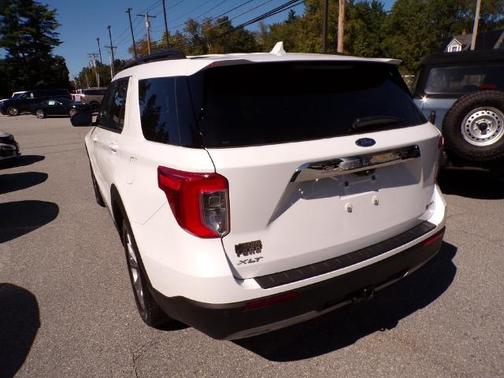 STAR WHITE MET TRI-COAT 2022 Ford Explorer XLT