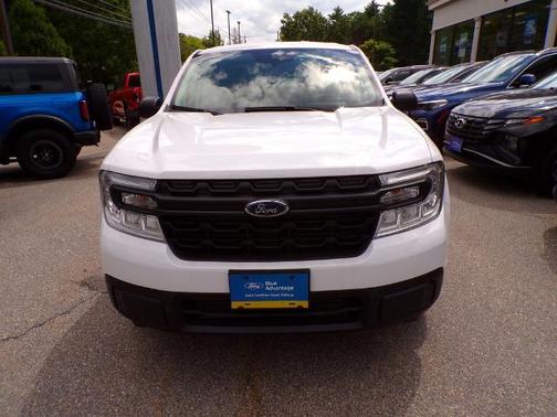 OXFORD WHITE 2024 Ford Maverick XL