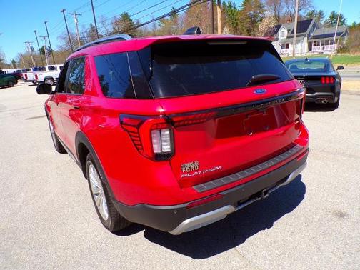 RAPID RED MET TINTED CC 2025 Ford Explorer PLATINUM