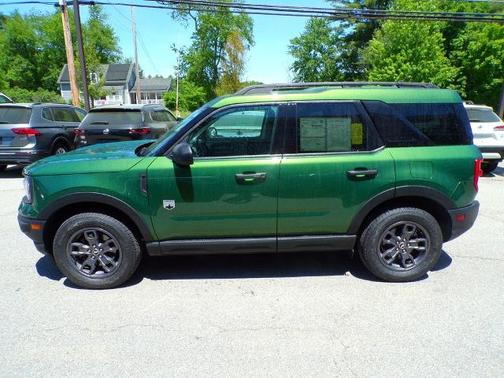 ERUPTION GREEN METALLIC 2024 Ford Bronco Sport BIG BEND