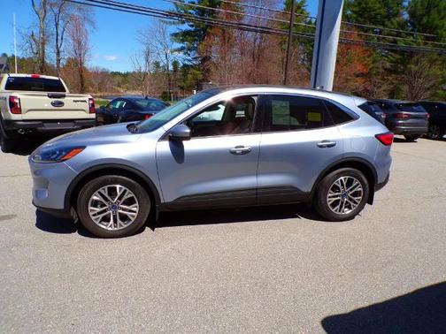 ICED BLUE SILVER METALLIC 2022 Ford Escape SEL
