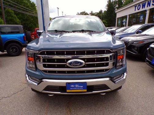 AZURE GRAY METALLIC TRICOAT 2023 Ford F-150 LARIAT