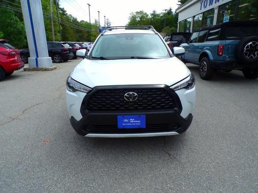Silver 2022 Toyota Corolla Cross LE