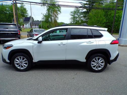 Silver 2022 Toyota Corolla Cross LE