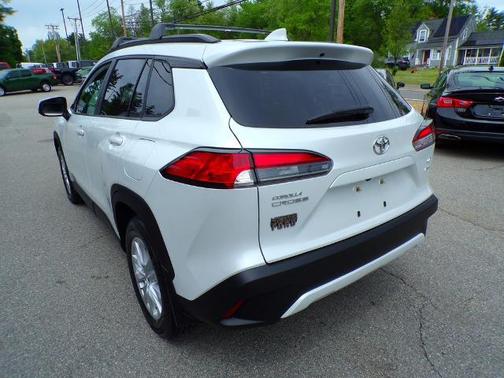 Silver 2022 Toyota Corolla Cross LE