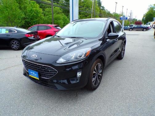 AGATE BLACK METALLIC 2022 Ford Escape SEL