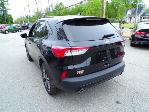 AGATE BLACK METALLIC 2022 Ford Escape SEL