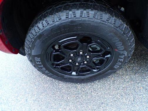 RUBY RED MET TNTD CLEARCOAT 2025 Ford Ranger LARIAT
