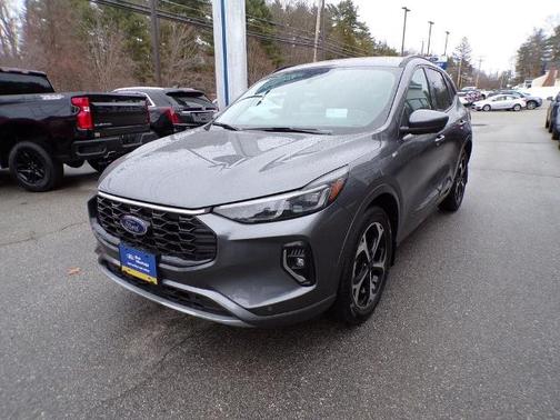 2023 Ford Escape ST-LINE ELITE