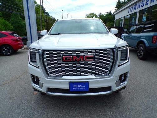 White 2023 GMC Yukon DENALI