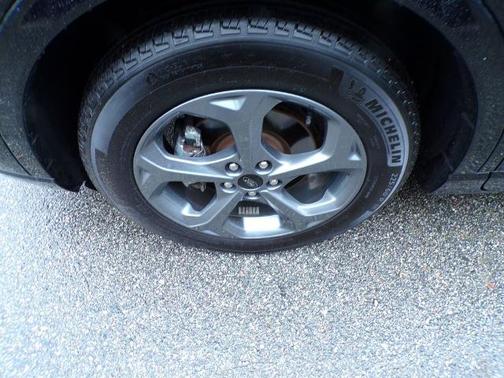 AGATE BLACK METALLIC 2024 Ford Escape ST-LINE