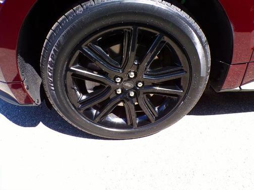 BURGUNDY VELVET MET TINT CC 2021 Ford Edge SEL