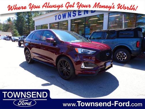 BURGUNDY VELVET MET TINT CC 2021 Ford Edge SEL