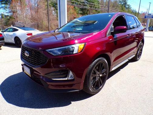 BURGUNDY VELVET MET TINT CC 2021 Ford Edge SEL