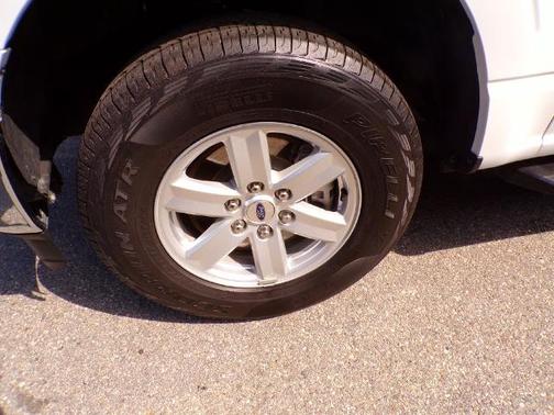 OXFORD WHITE 2024 Ford F-150 XL