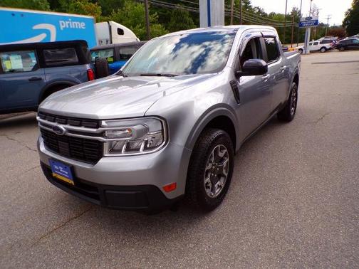 ICONIC SILVER METALLIC 2024 Ford Maverick LARIAT