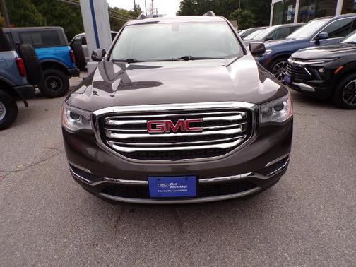 Brown 2019 GMC Acadia SLT-1
