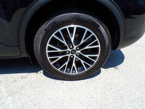 AGATE BLACK METALLIC 2024 Ford Escape PHEV
