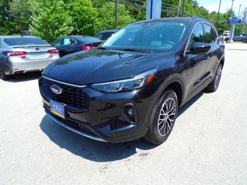 AGATE BLACK METALLIC 2024 Ford Escape PHEV