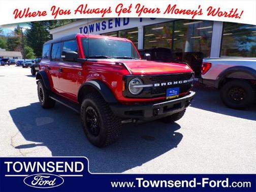 HOT PEPPER RED MET TINT CC 2024 Ford Bronco WILDTRAK