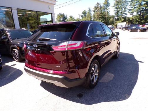 BURGUNDY VELVET MET TINT CC 2024 Ford Edge SEL