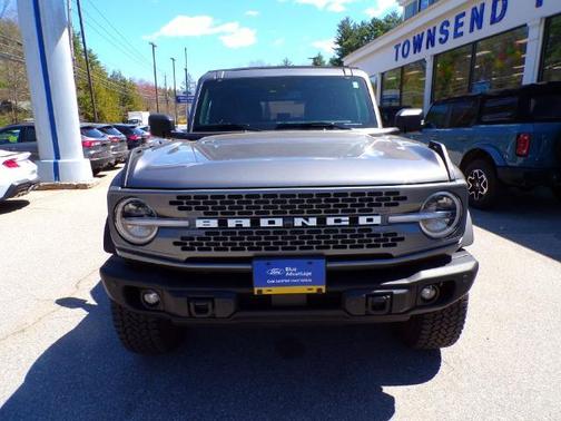 CARBONIZED GRAY METALLIC 2025 Ford Bronco BADLANDS