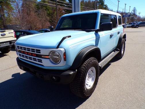 ROBIN'S EGG BLUE 2025 Ford Bronco HERITAGE EDITION