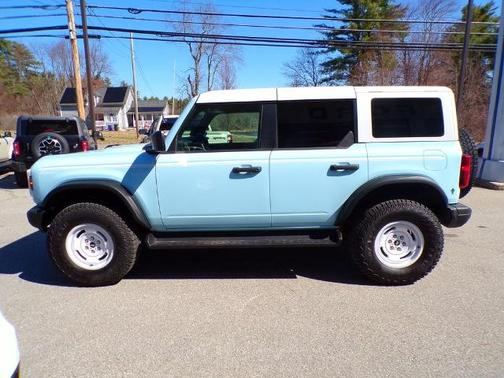 ROBIN'S EGG BLUE 2025 Ford Bronco HERITAGE EDITION