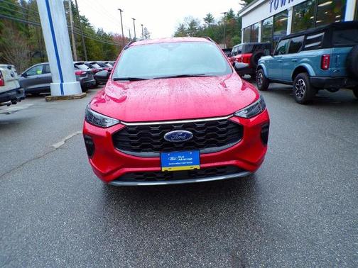 RAPID RED MET TINTED CC 2023 Ford Escape ST-LINE