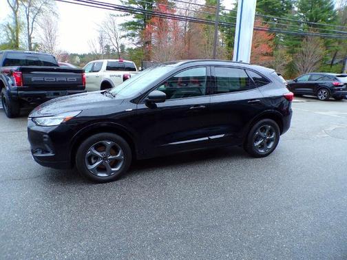 AGATE BLACK METALLIC 2024 Ford Escape ST-LINE