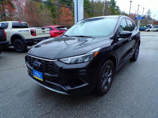 AGATE BLACK METALLIC 2024 Ford Escape ST-LINE