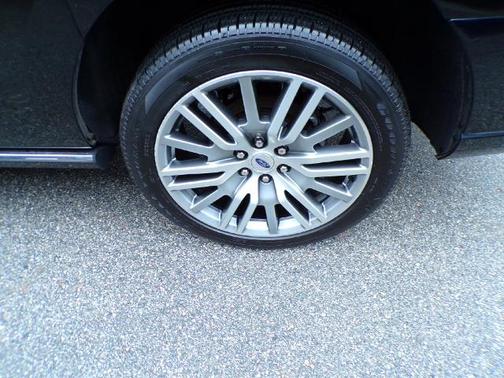 AGATE BLACK METALLIC 2022 Ford Expedition PLATINUM